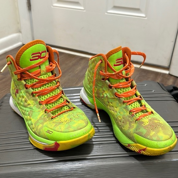 Under Armour Other - Under Armor Curry 1 Candy Reign Basketball Shoes size 6.5Y